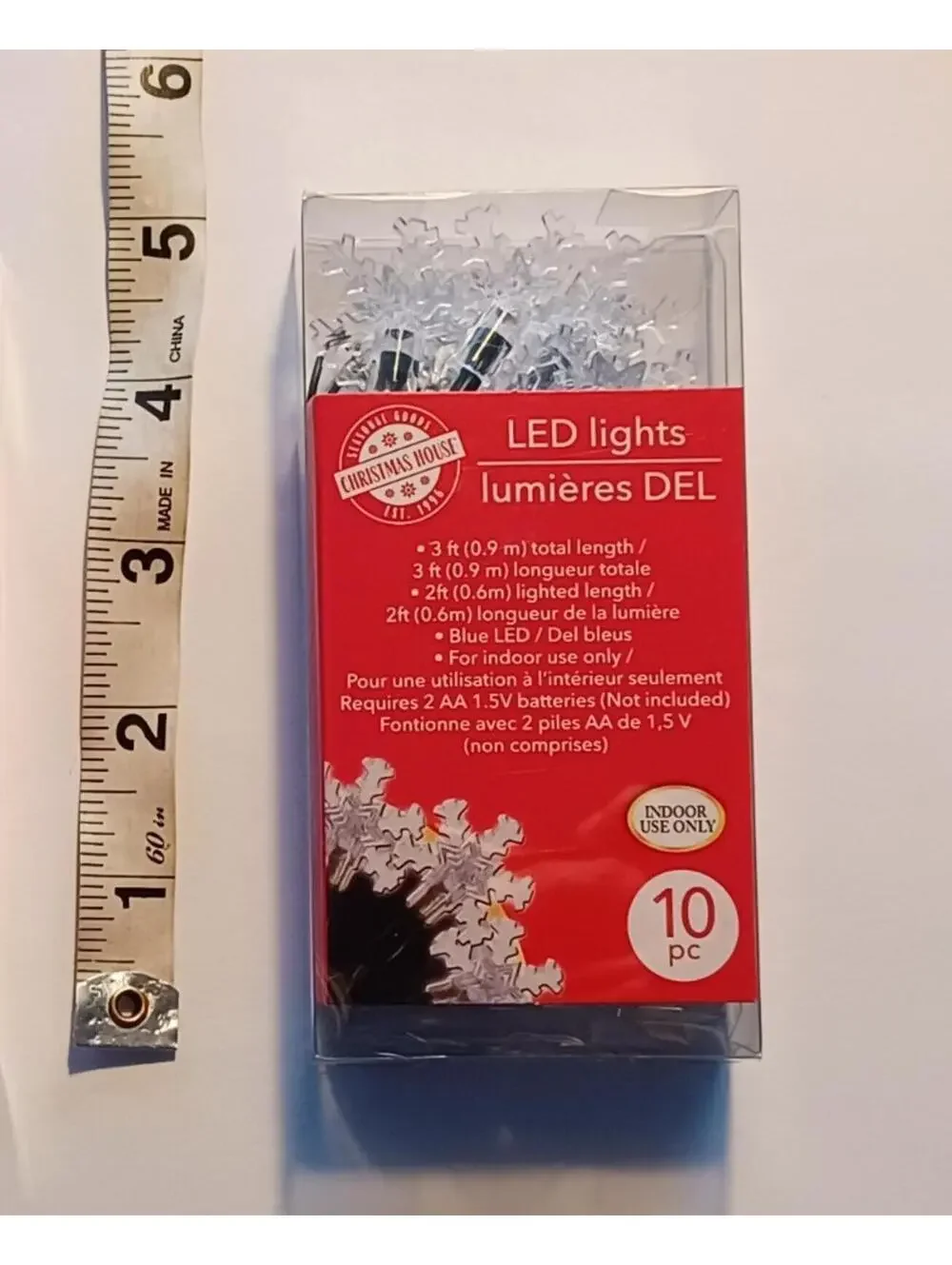 Christmas House Battery Operated 3 Feet Long With 10 Clear LED Snowflake Lights